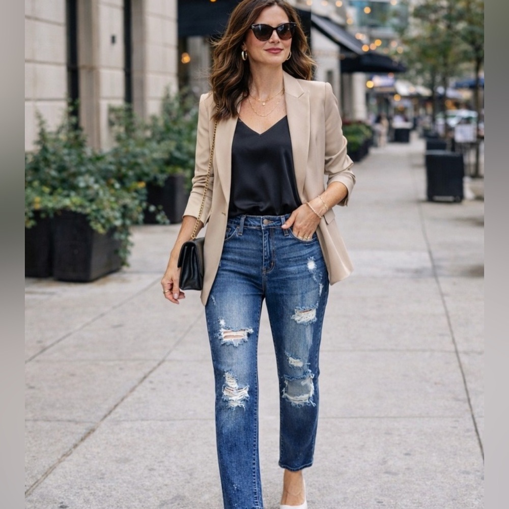 Judy Blue 11 Distressed‎ Boyfriend Jeans